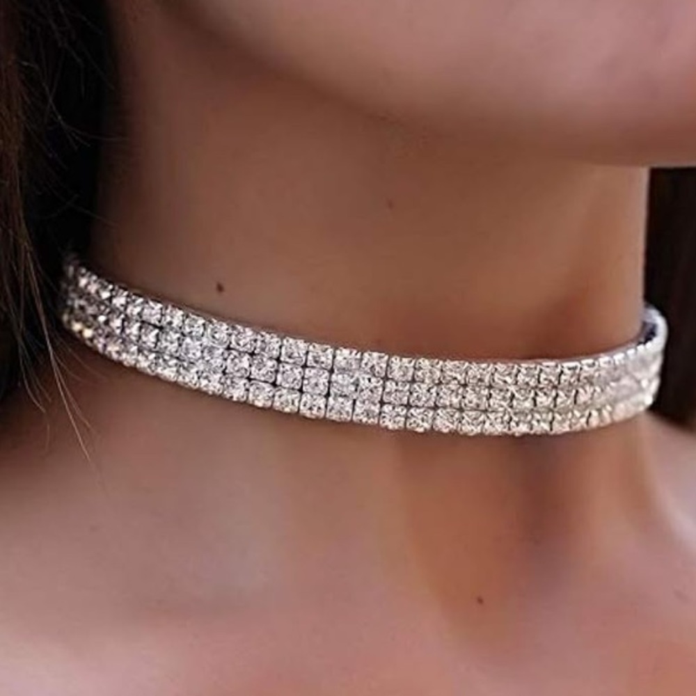 Chic Nation Silver Crystal Choker